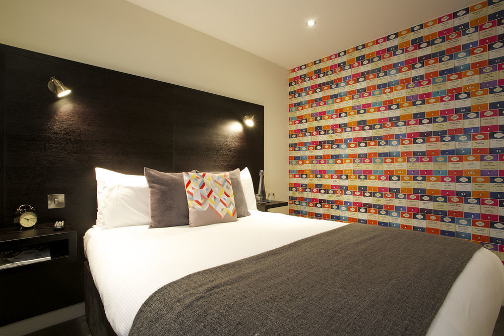 The Vicarage Hotel Holmes Chapel Bagian luar foto